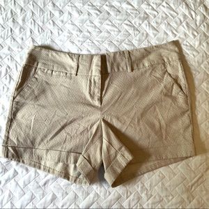 Maurice’s size 18 patterned shorts
